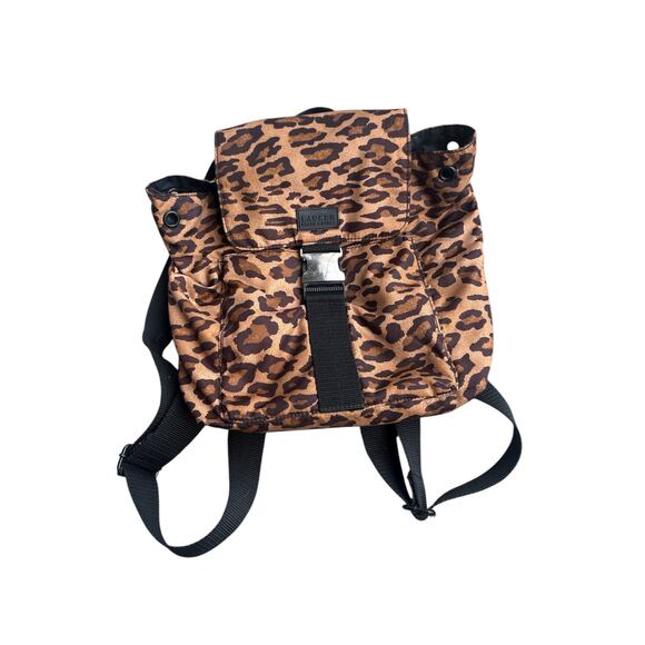 LAUREN Ralph Lauren Leopard Mini Nylon Backpack Buckle - Picture 9 of 10